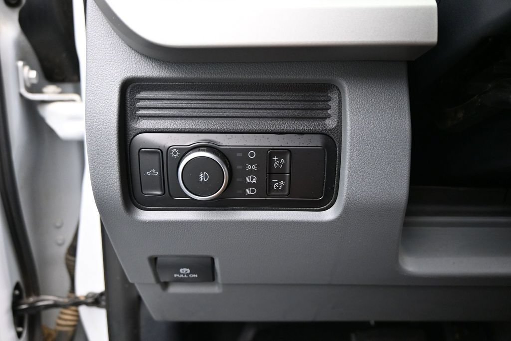 Certified 2025 Ford F350 XLT AWD/4WD image 13