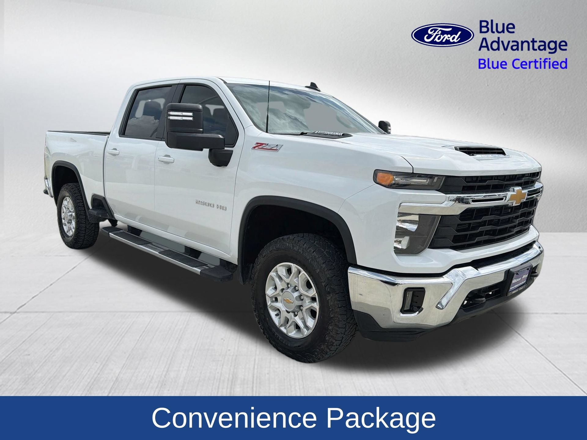Used 2025 Chevrolet Silverado 2500 LT AWD/4WD image 4