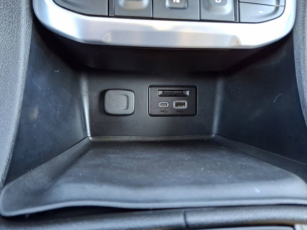 Used 2020 GMC Acadia SLT w/ Premium Package image 26