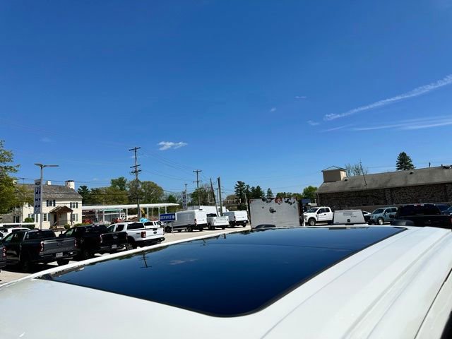 Certified 2022 Ford F150 Platinum w/ Equipment Group 701A High AWD/4WD image 5