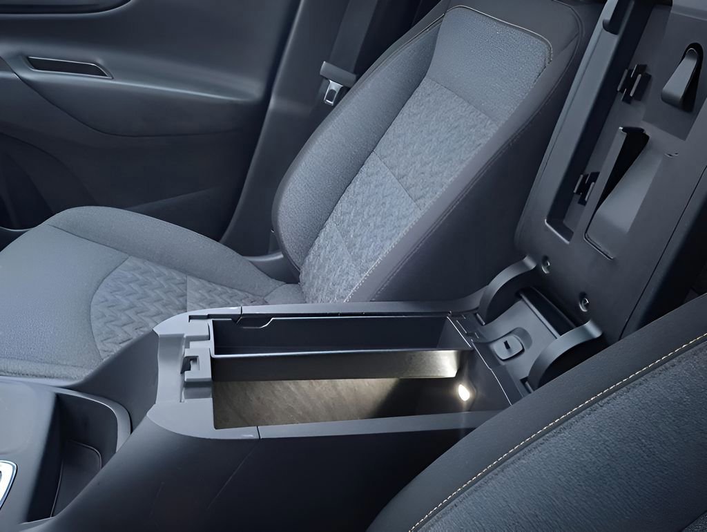 Used 2024 Chevrolet Equinox LT image 24