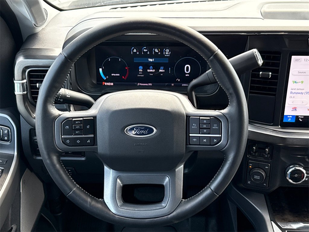 Certified 2024 Ford F250 Lariat w/ Chrome Package image 25