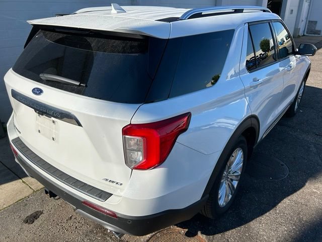 Certified 2023 Ford Explorer Limited w/ Limited Technology Package AWD/4WD image 5