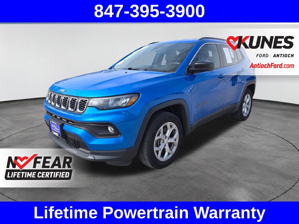 Used 2024 Jeep Compass Latitude AWD/4WD image 4