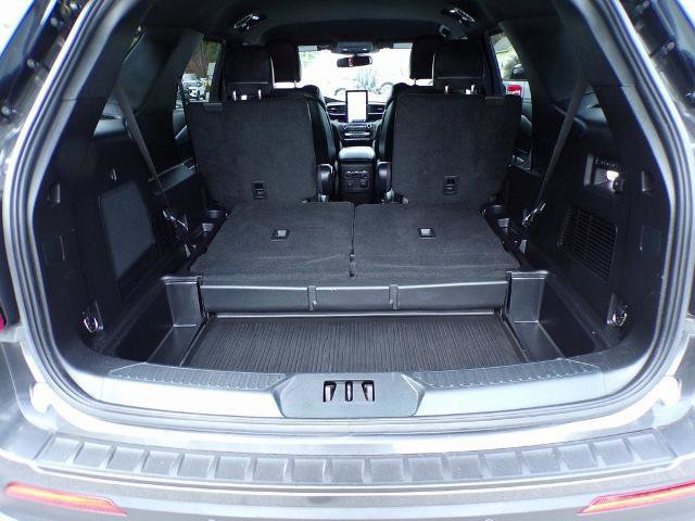 Certified 2020 Ford Explorer ST w/ Premium Technology Package image 8