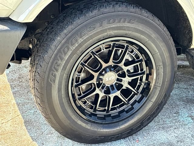 Certified 2025 Ford Bronco Outer Banks AWD/4WD image 11