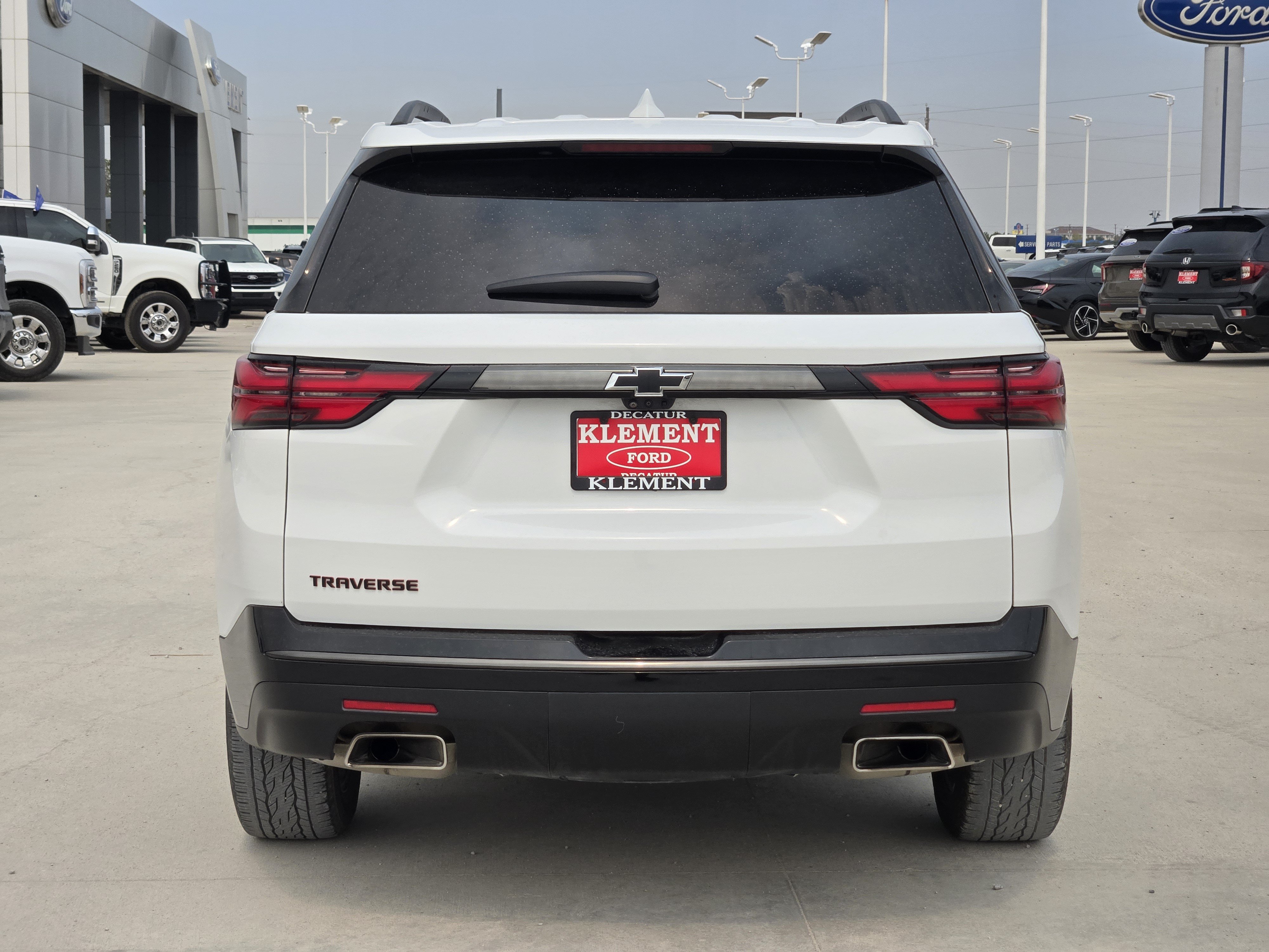 Used 2023 Chevrolet Traverse Premier w/ Redline Edition FWD image 6