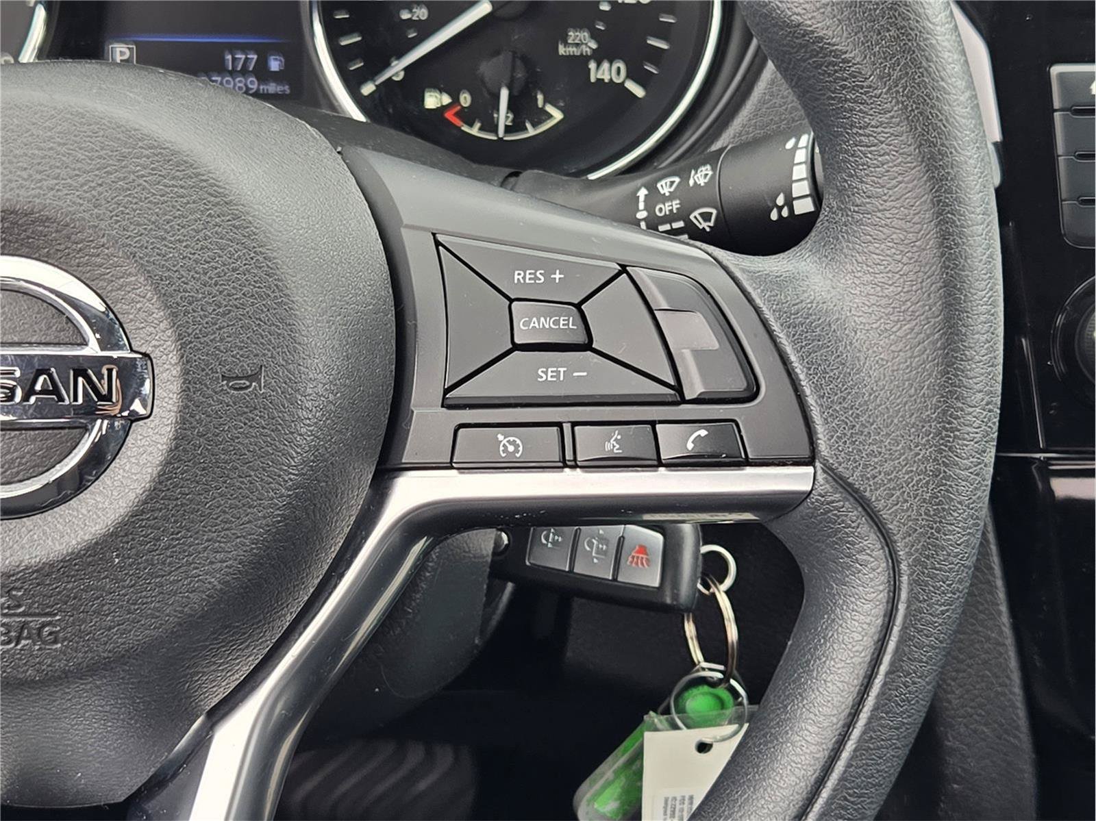 Used 2020 Nissan Rogue S FWD image 24