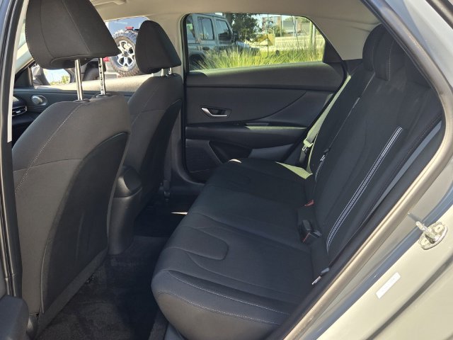 Used 2023 Hyundai Elantra SEL w/ Convenience Package FWD image 13