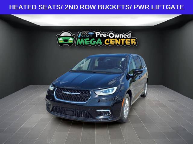 Used 2024 Chrysler Pacifica Touring-L
