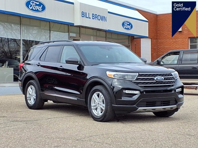 Certified 2024 Ford Explorer XLT w/ Equipment Group 202A image 1