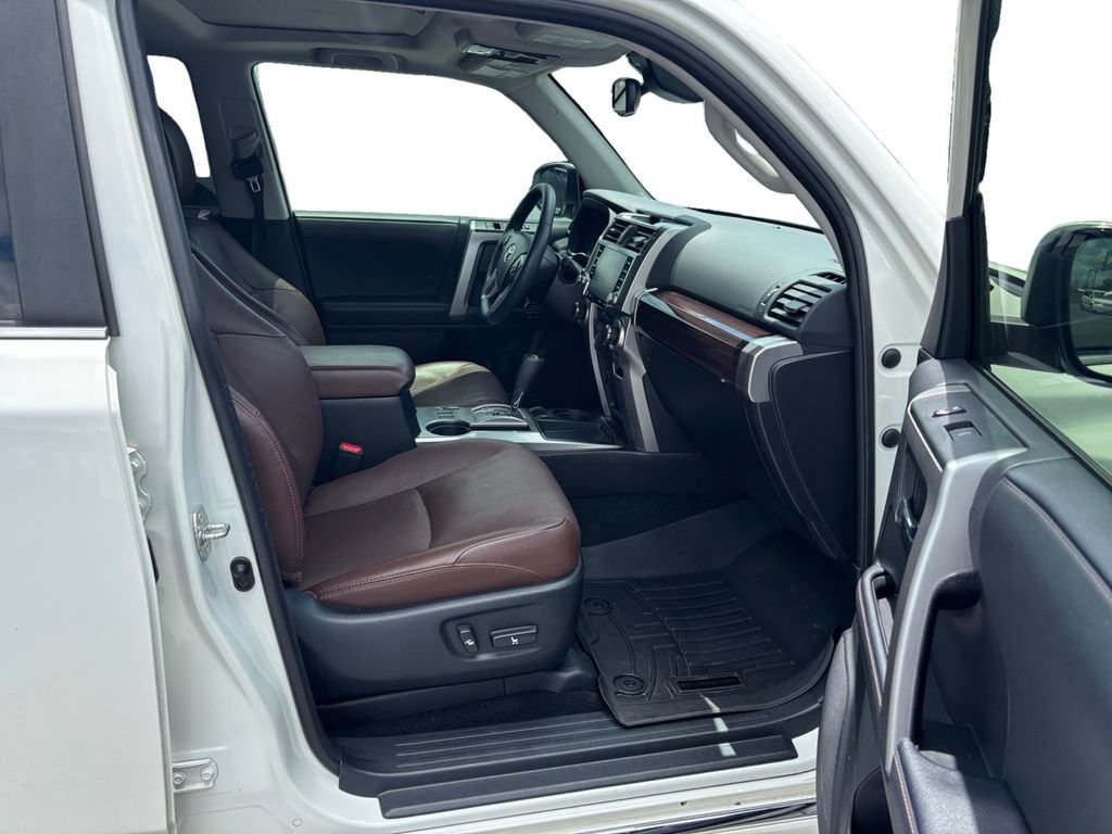 Used 2022 Toyota 4Runner Limited RWD image 22