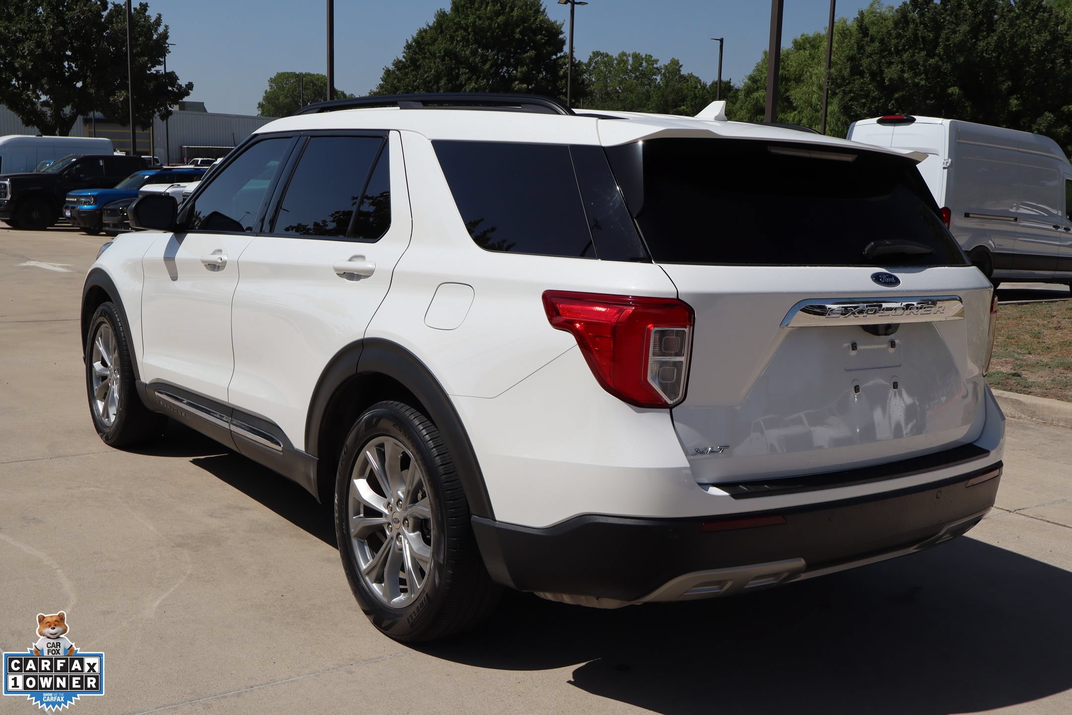 Certified 2021 Ford Explorer XLT w/ Equipment Group 202A RWD image 6
