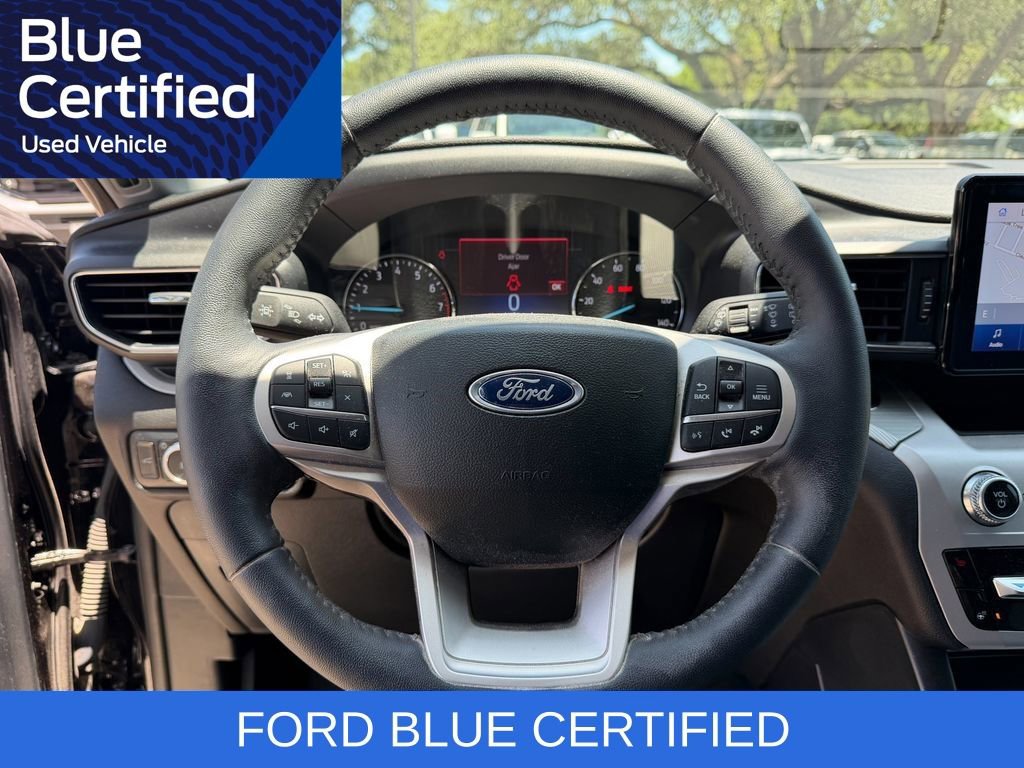 Certified 2023 Ford Explorer XLT w/ Equipment Group 202A RWD image 9