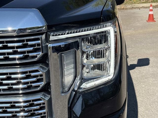 Used 2023 GMC Sierra 3500 Denali w/ Denali Ultimate Package image 11