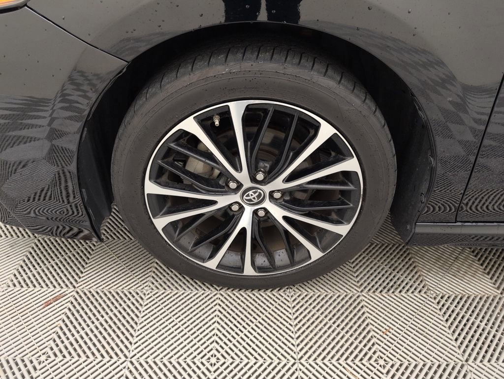 Used 2018 Toyota Camry SE image 20