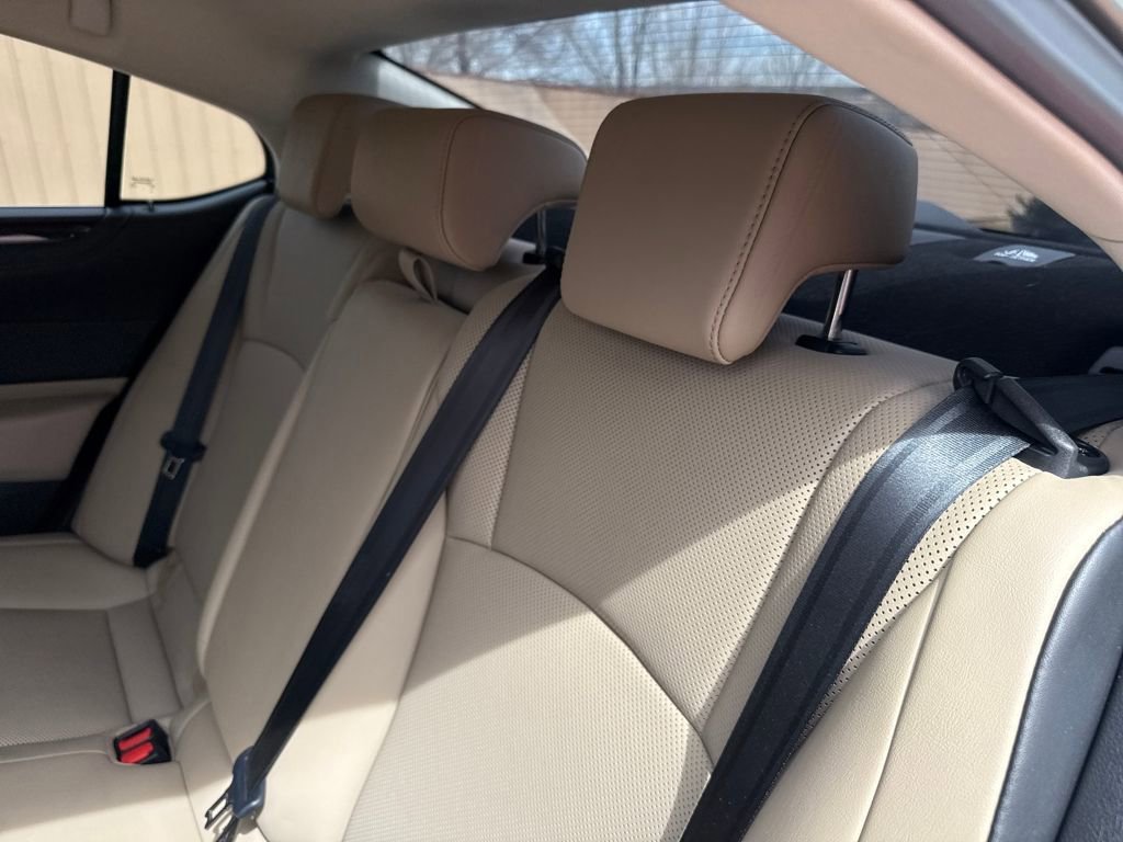 Used 2020 Lexus ES 350 w/ Premium Package image 20