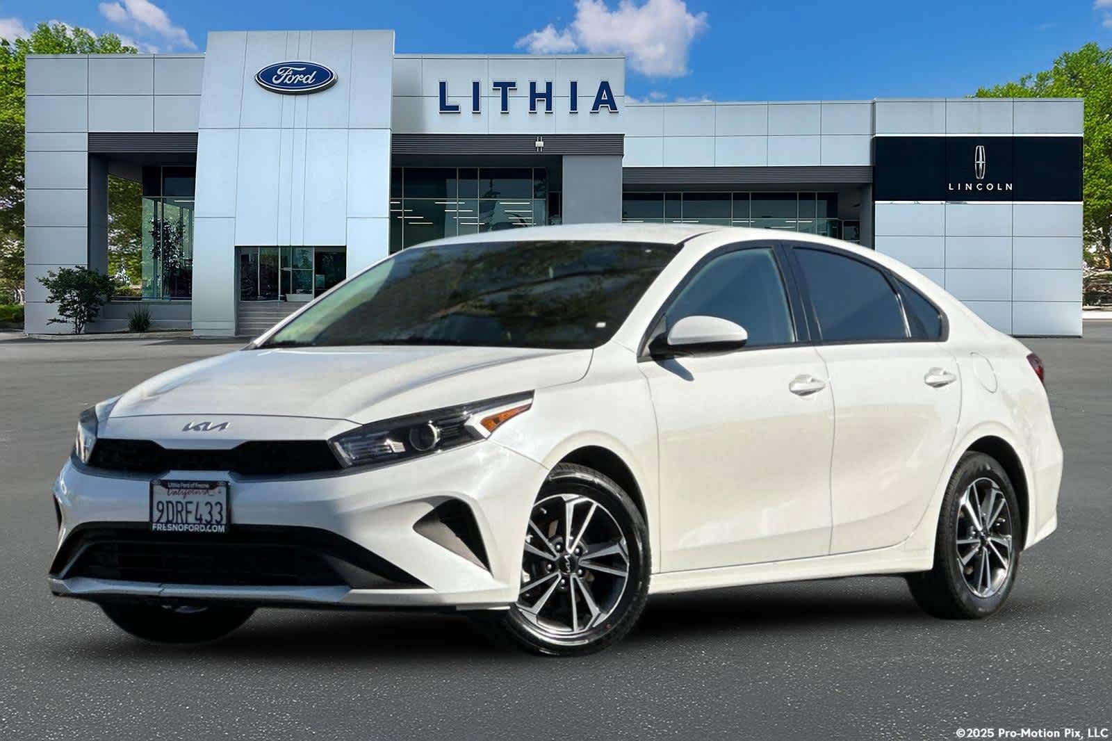Used 2023 Kia Forte LXS FWD image 1
