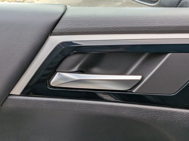 Used 2022 Mitsubishi Outlander SE image 14