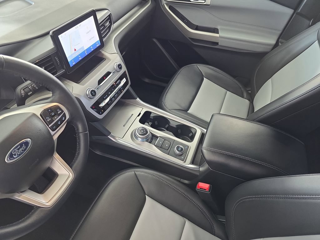 Certified 2023 Ford Explorer XLT w/ Equipment Group 202A AWD/4WD image 23