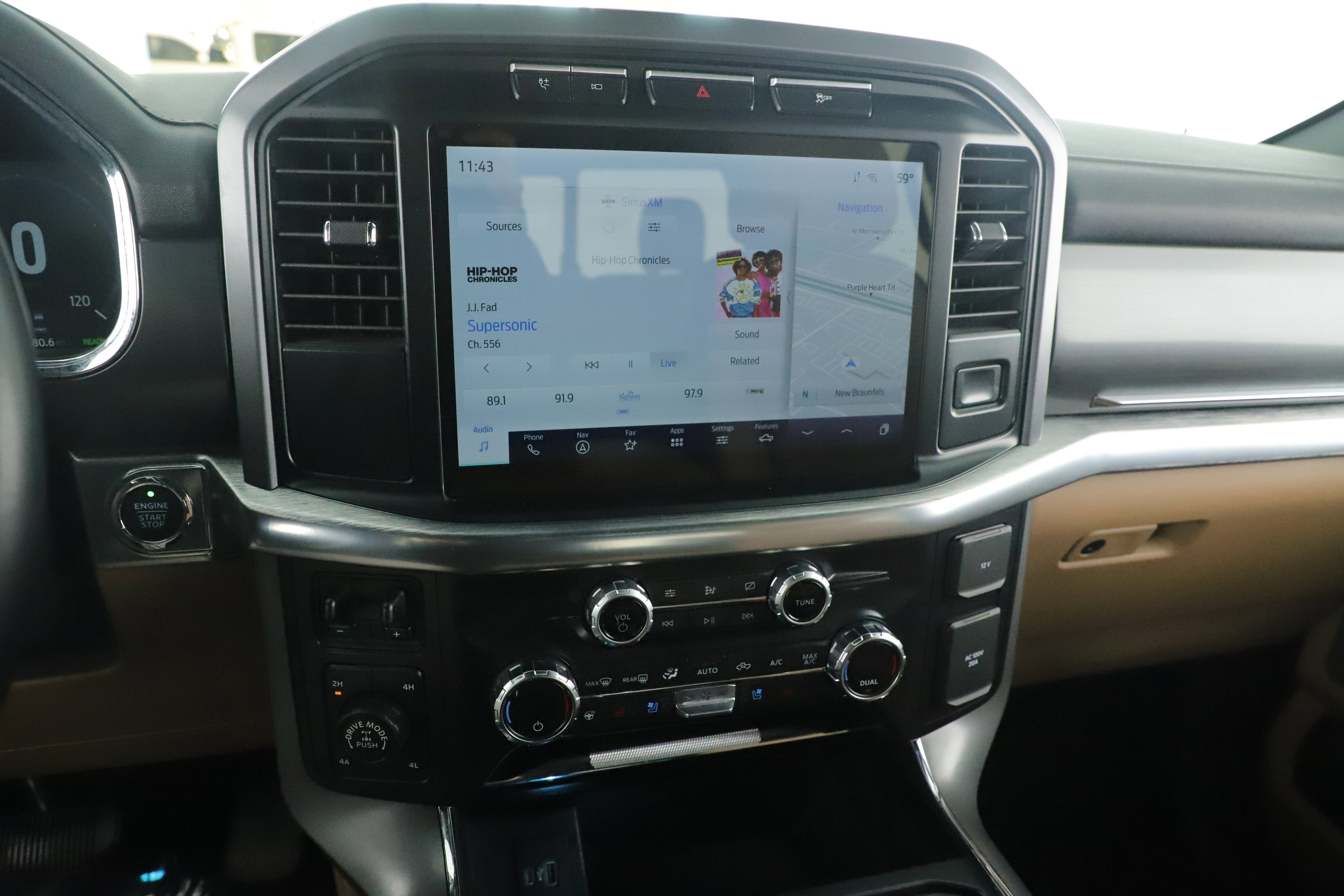 Certified 2021 Ford F150 Lariat w/ Equipment Group 502A High image 16