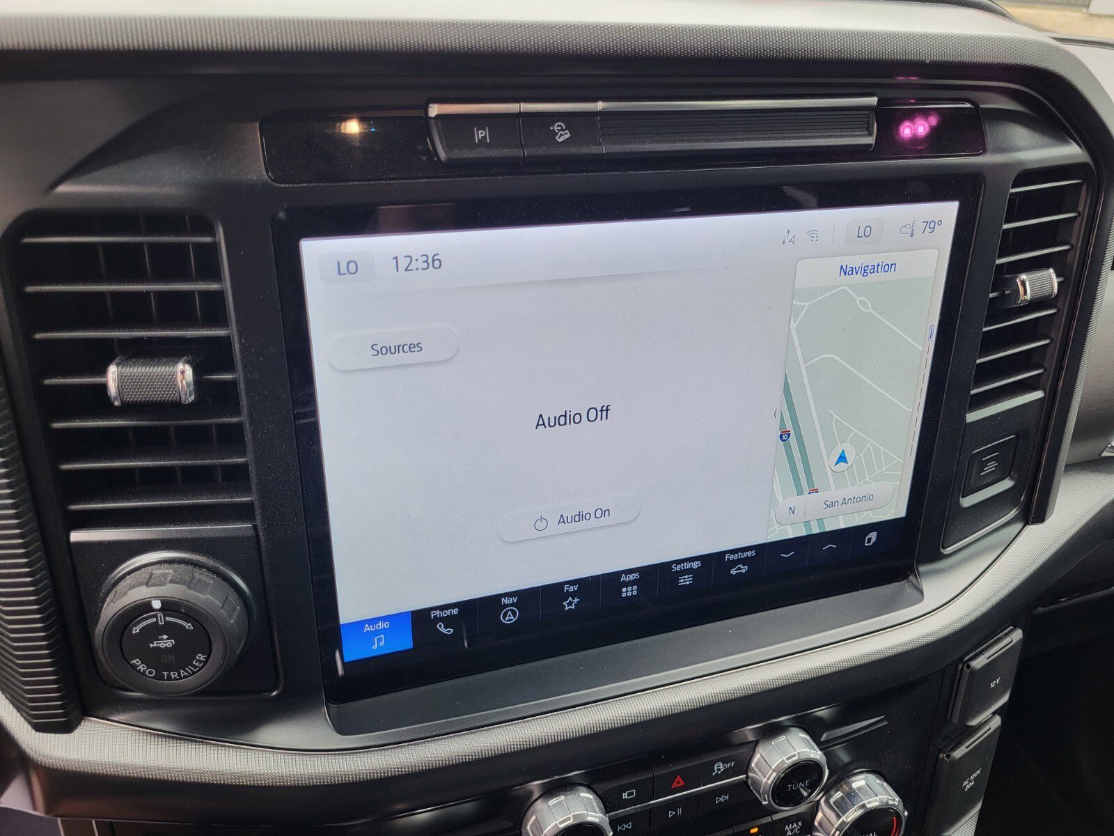 Certified 2025 Ford F150 Platinum w/ Equipment Group 702A High image 24