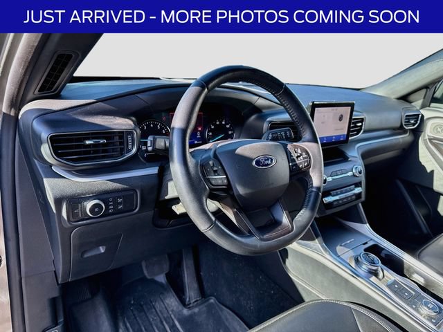 Certified 2020 Ford Explorer XLT w/ Equipment Group 202A AWD/4WD image 11