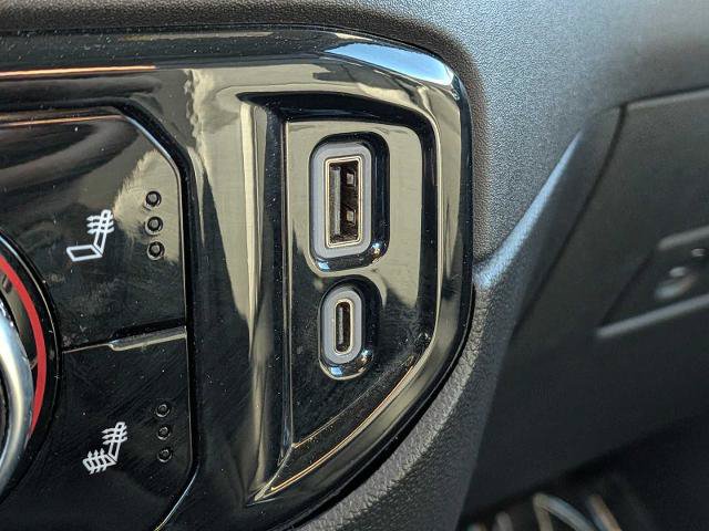 Used 2025 GMC Sierra 1500 SLT AWD/4WD image 24