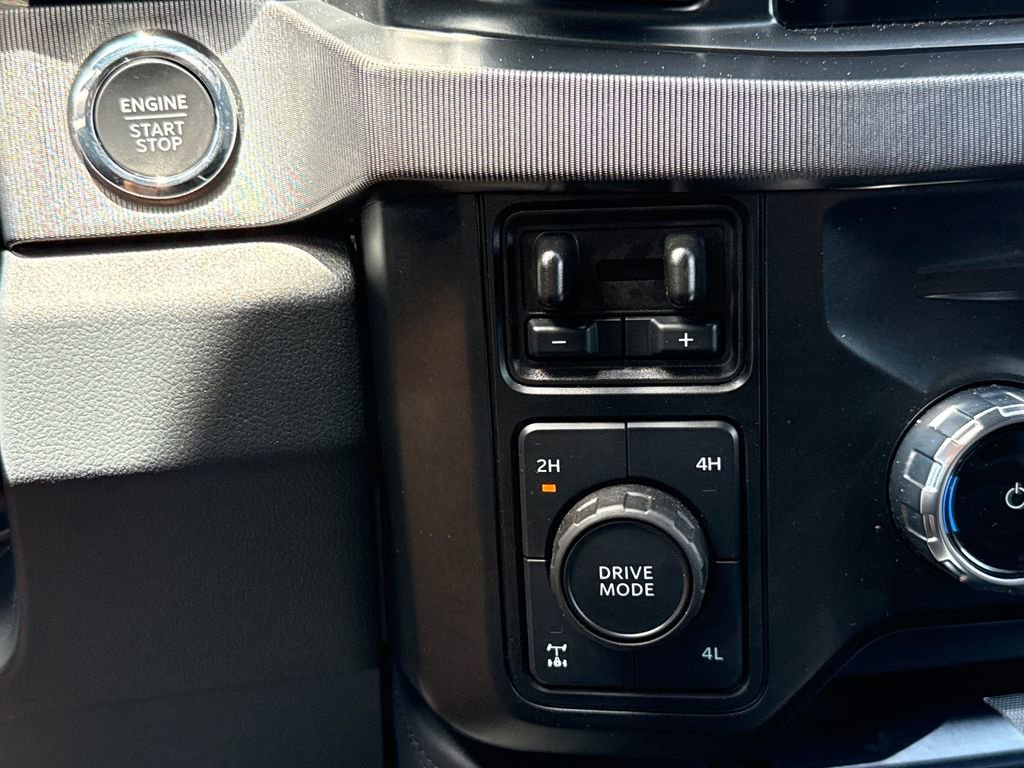 Certified 2025 Ford F250 Platinum AWD/4WD image 26
