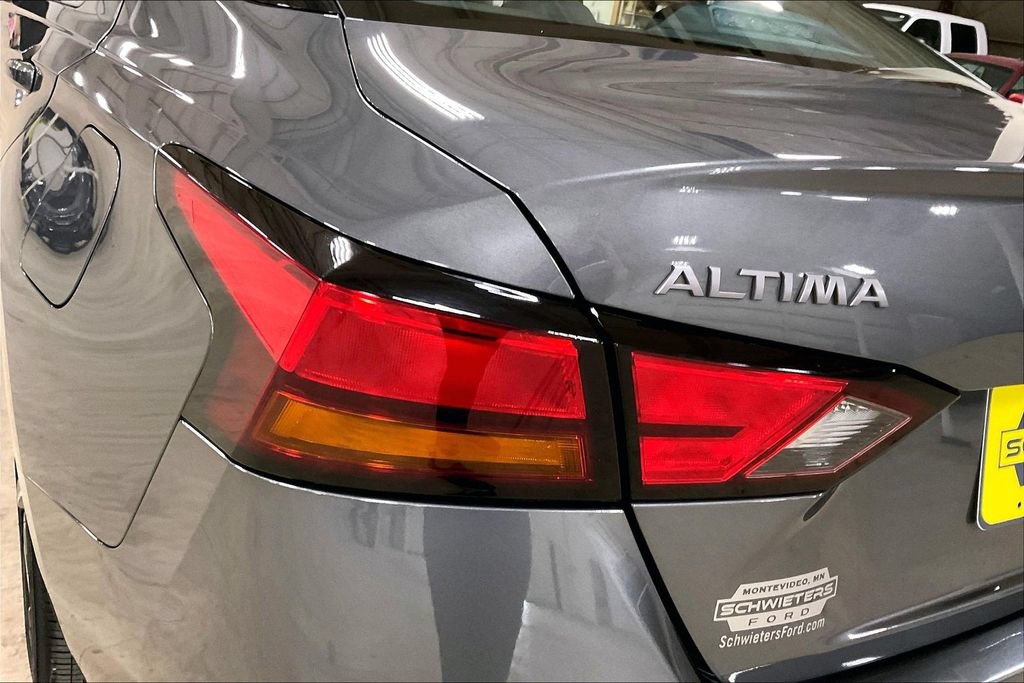 Used 2025 Nissan Altima 2.5 SR AWD/4WD image 27