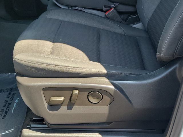 Used 2023 Chevrolet Silverado 1500 Custom w/ LPO, Dark Essentials Package RWD image 15