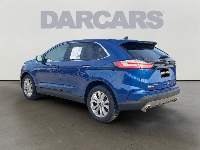Certified 2022 Ford Edge Titanium image 2