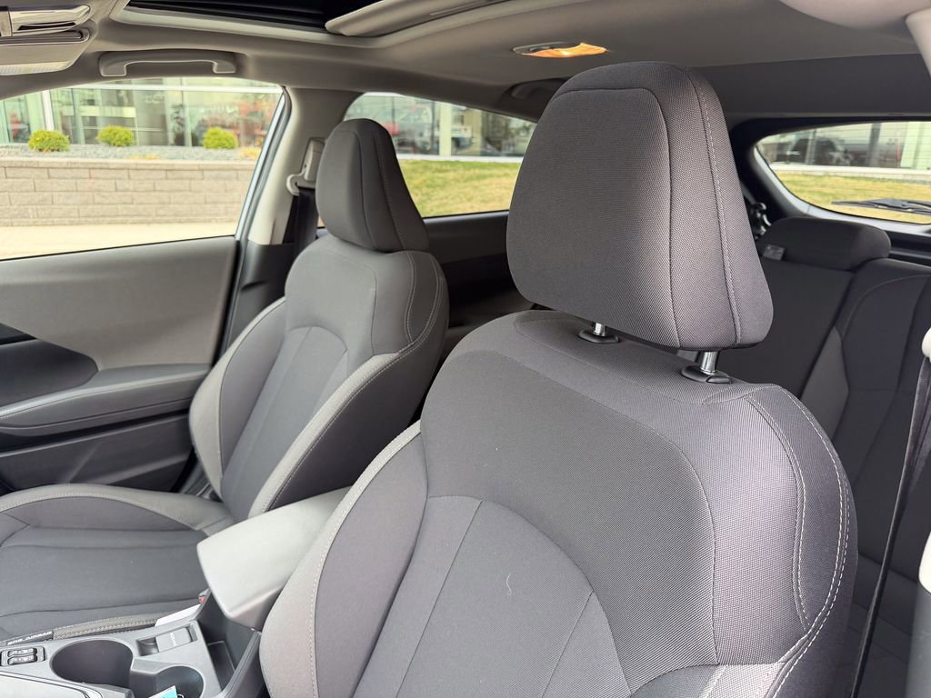 Used 2025 Subaru Crosstrek 2.0i Premium image 10