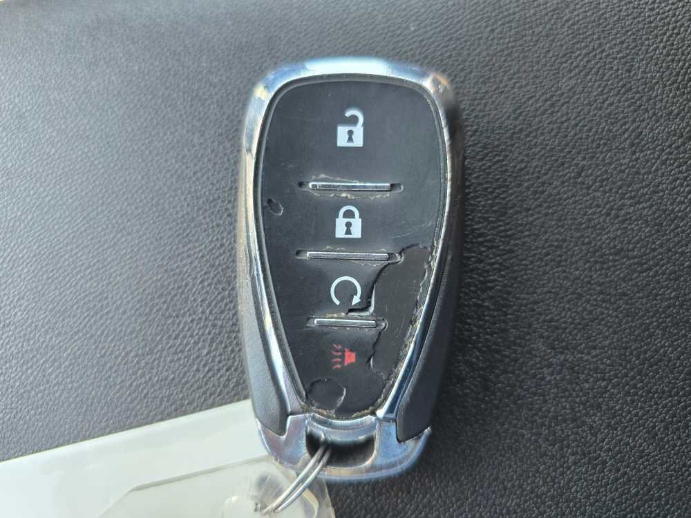Used 2018 Chevrolet Equinox LT FWD image 21