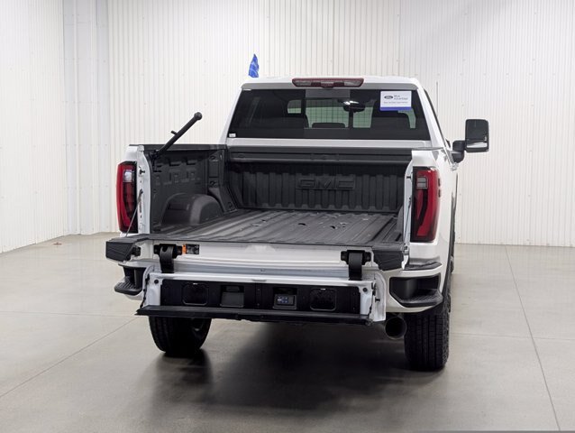 Used 2025 GMC Sierra 2500 Denali Ultimate AWD/4WD image 25