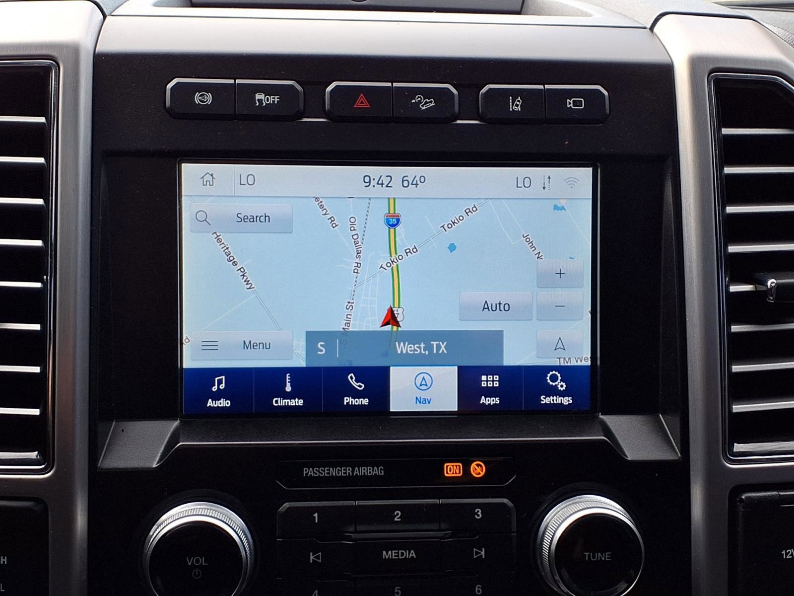 Certified 2020 Ford F250 Platinum w/ FX4 Off-Road Package image 15