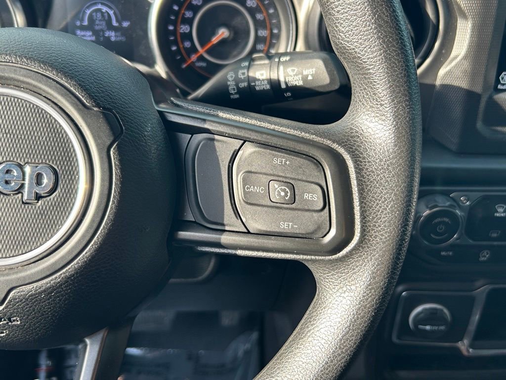 Used 2022 Jeep Wrangler Sport AWD/4WD image 33