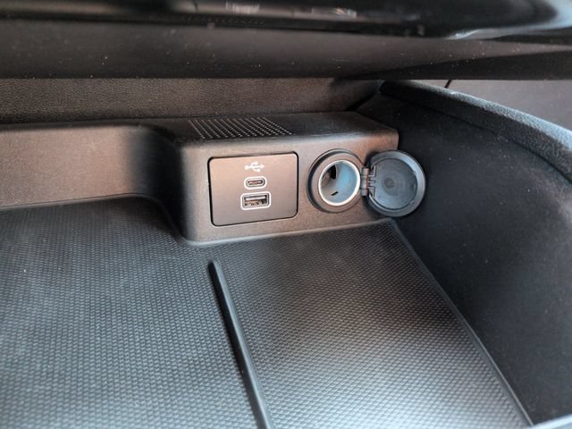 Certified 2024 Ford Escape ST-Line w/ Tech Pack #1 AWD/4WD image 39