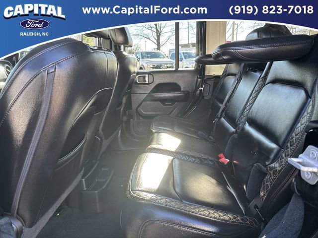 Used 2022 Jeep Wrangler Unlimited Sahara image 16