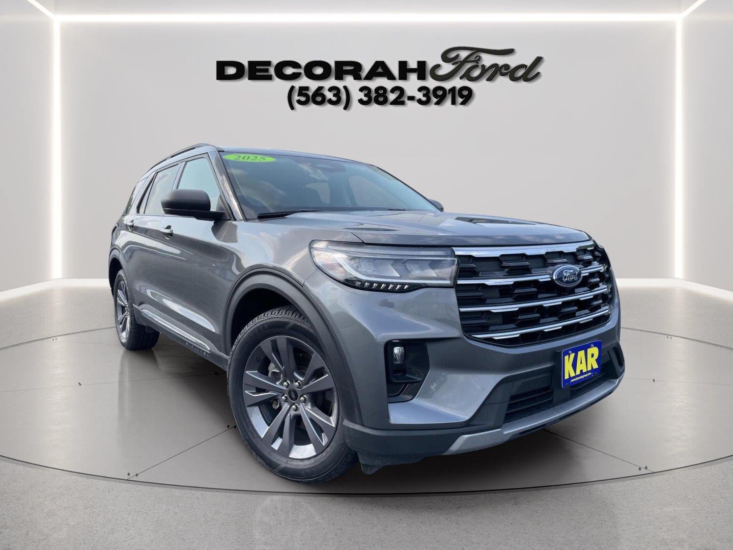Certified 2025 Ford Explorer Active w/ Active Comfort Package AWD/4WD image 2