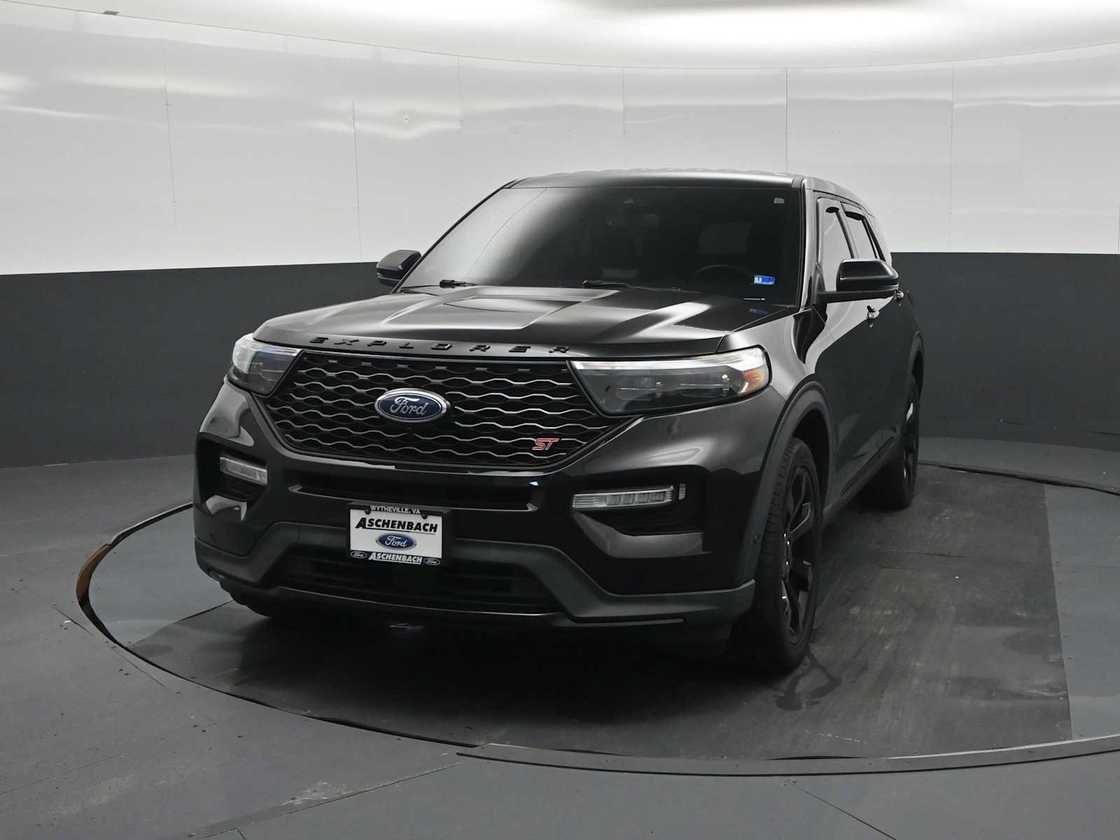 Certified 2021 Ford Explorer ST w/ Equipment Group 401A AWD/4WD image 5