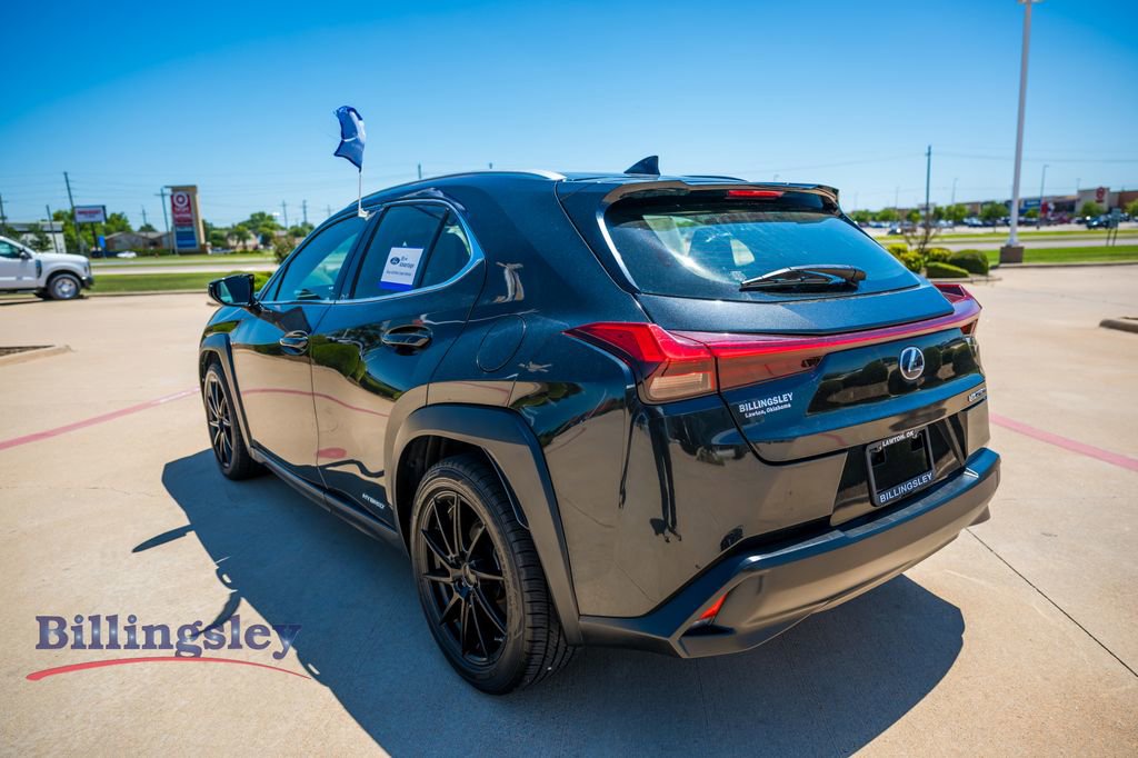 Used 2019 Lexus UX 250h w/ Premium Package AWD/4WD image 5