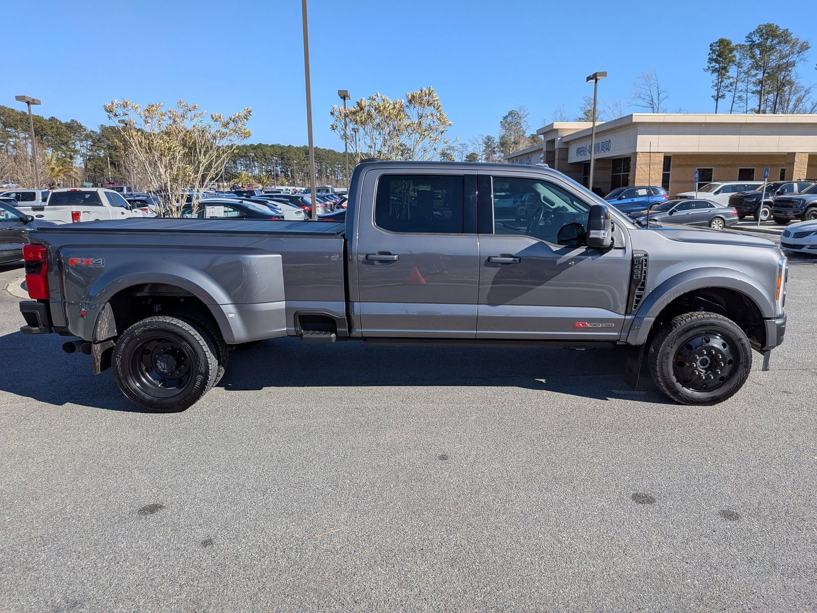 Certified 2024 Ford F450 Lariat w/ Lariat Ultimate Package image 6