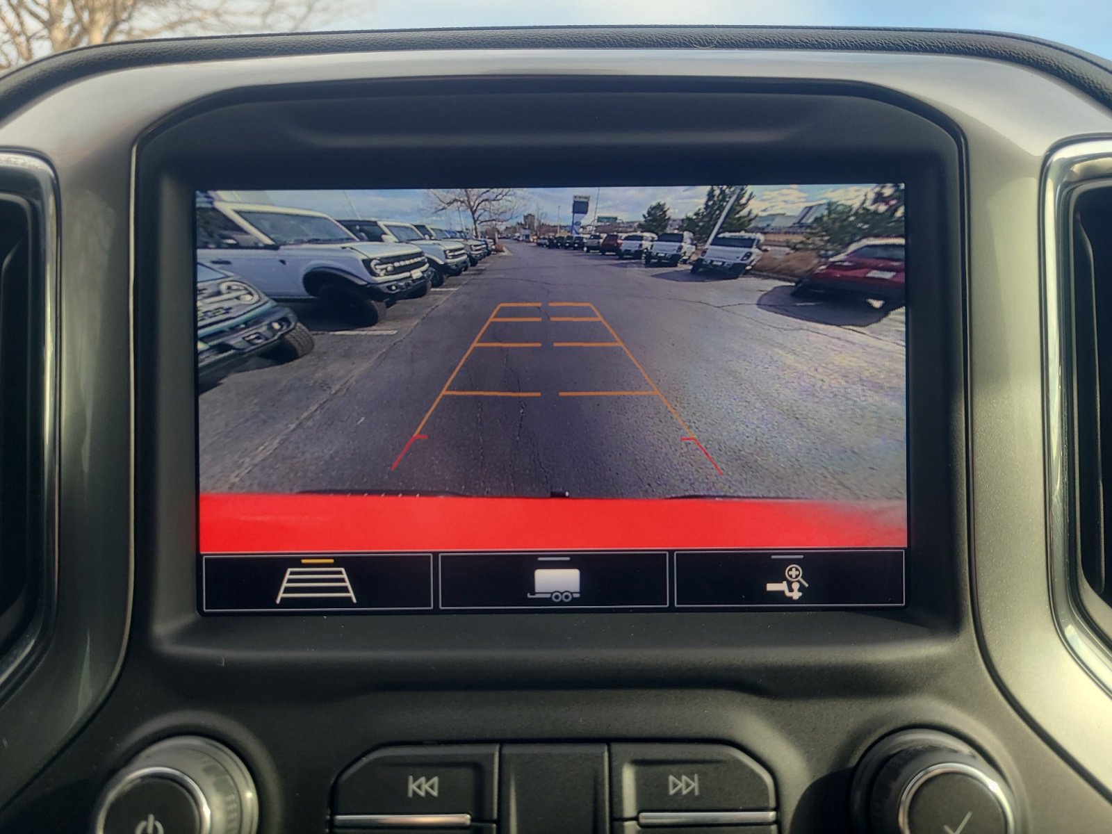 Used 2020 Chevrolet Silverado 1500 LT Trail Boss image 29