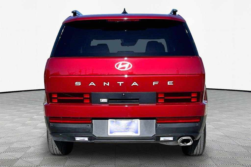 Used 2025 Hyundai Santa Fe SEL FWD image 3