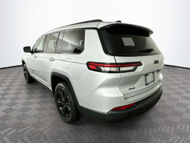 Used 2023 Jeep Grand Cherokee L Laredo AWD/4WD image 10