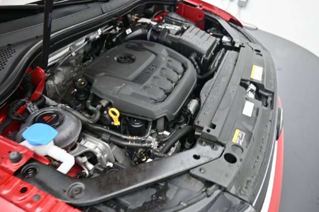 Used 2024 Volkswagen Tiguan SE R-Line FWD image 31