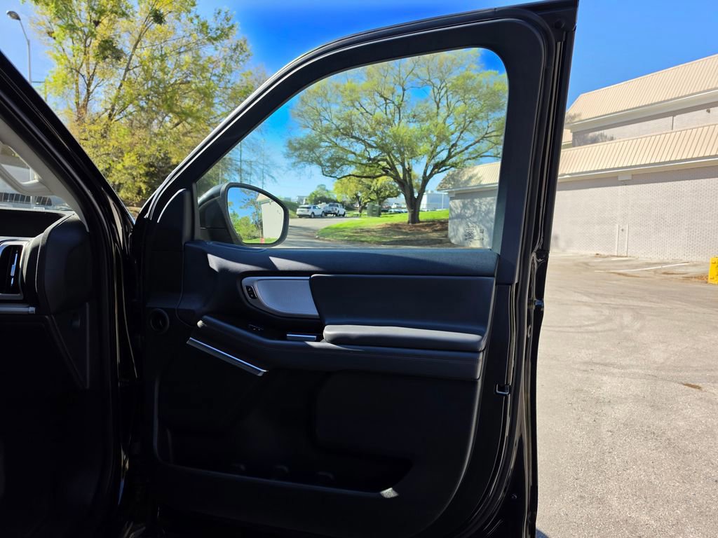 Certified 2025 Ford Expedition Active RWD image 41