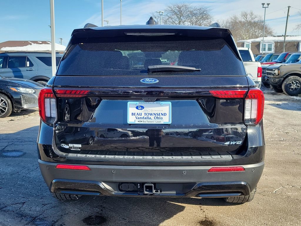 Certified 2025 Ford Explorer ST-Line w/ Premium Package image 5