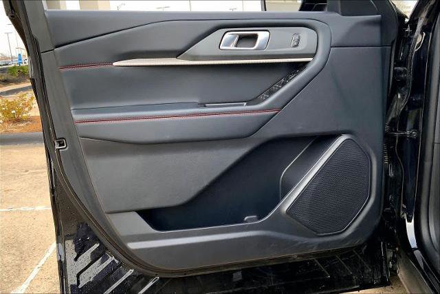 Certified 2025 Ford Explorer ST-Line image 20